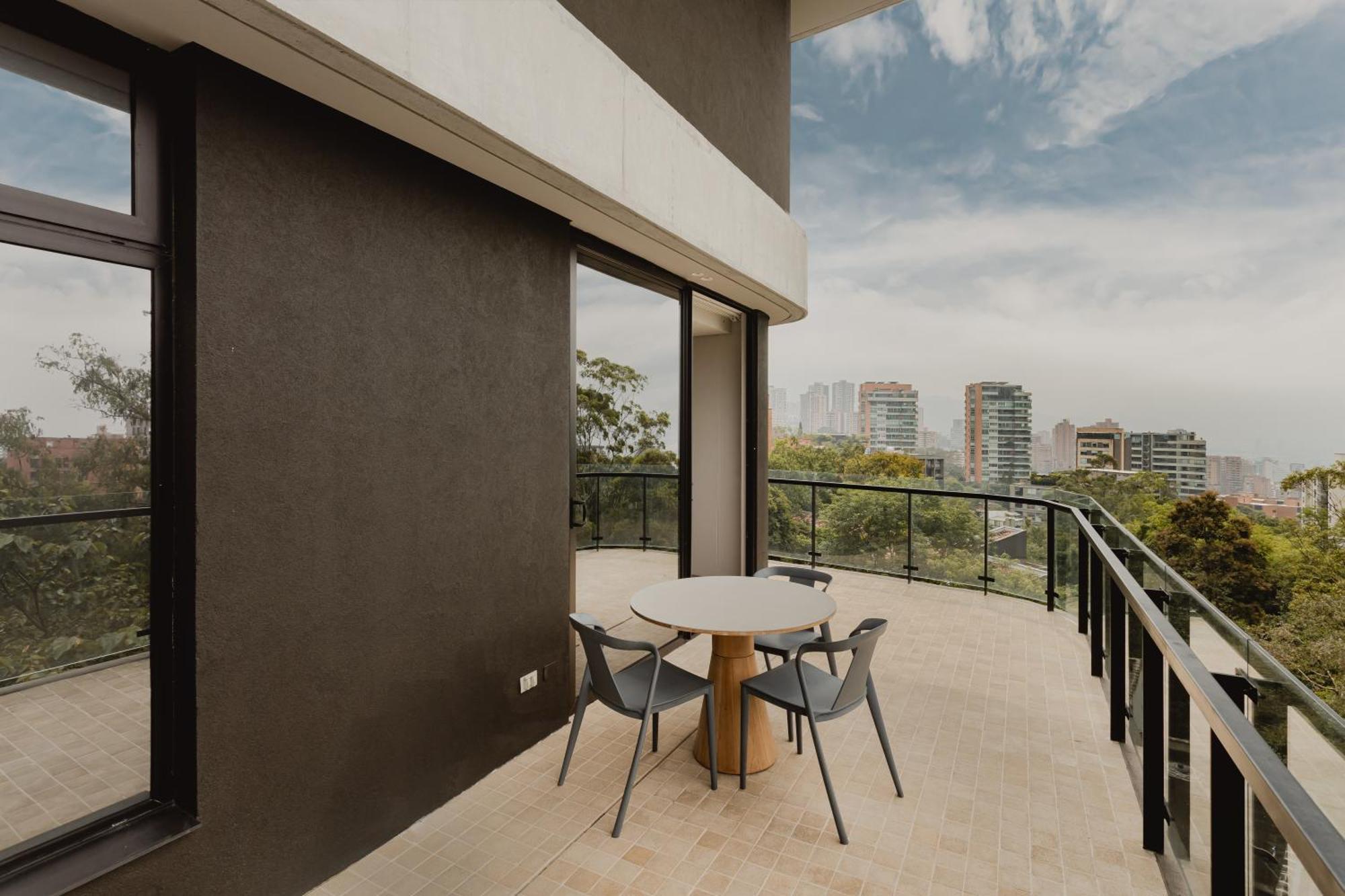 Aparthotel Seissta Medellín Exterior foto